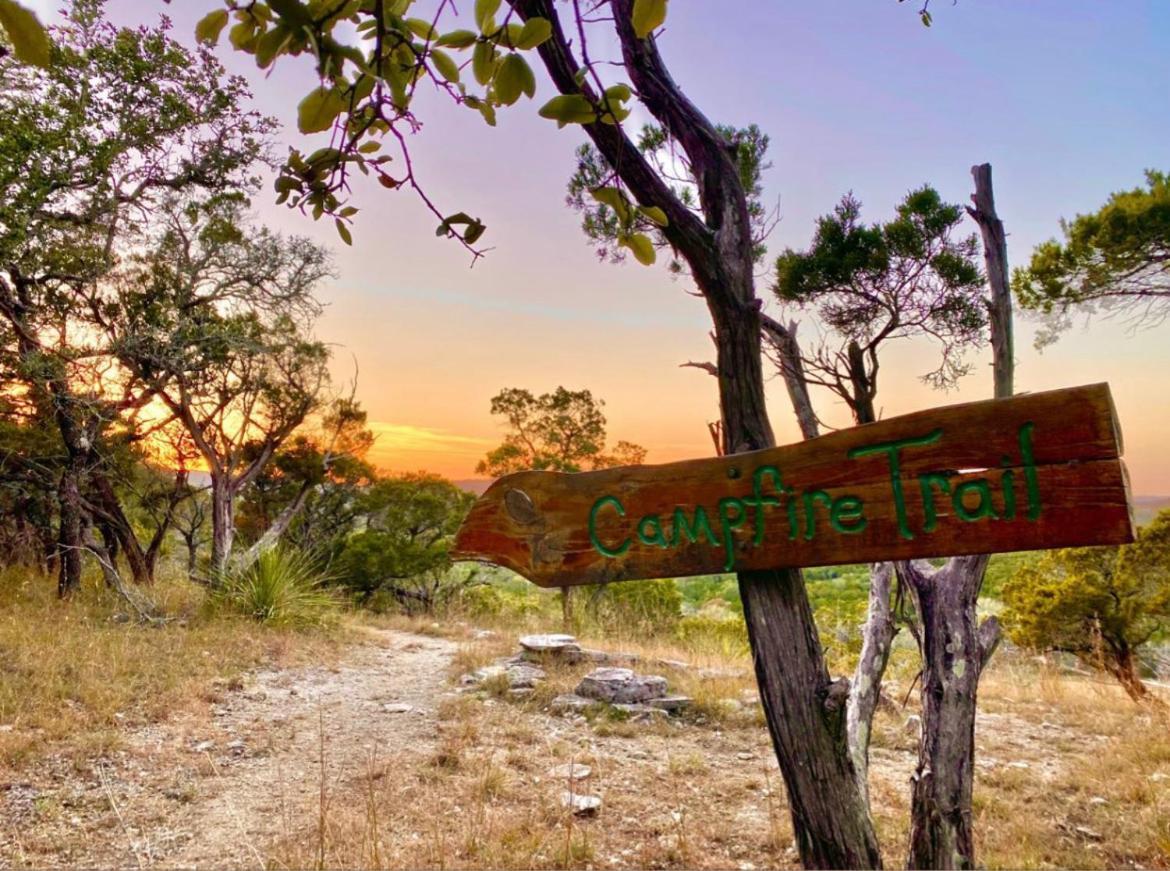 Montesino Ranch Lodging Villa Wimberley Bagian luar foto